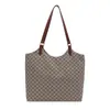 Bolsa Feminina Casual Fashion para Deslocamento Grande Capacidade Nova Bolsa Tote Verão Feminino 2025 Bolsa de Ombro Retrô Bolsa de Mão