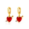 Brincos de coração Hot Cupid Cross-border Europeus e americanos ins Brincos One Arrow Piercer Internet Celebrity Color Peach Heart Brincos Femininos