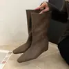 Botines de Tobillo Estilo Coreano First Encounter Season con Punta Cuadrada Pequeña y Tacón Oculto para Mujer 2026 Otoño Nuevo Estilo Elegante Versátil