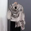 Bufanda chal fino de cachemira sintética con estampado paisley y flecos, apto para la piel, para mujer, superventas popular transfronterizo en tonos oscuros para un look sofisticado de otoño e invierno
