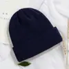 Chapéus de Tricô Estilo Coreano para Outono e Inverno para Homens e Mulheres, Quentes e Modernos, Gorros Versáteis de Tricô Grosso com Logo Personalizável, Gorros Estilo Japonês