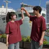 Camiseta Básica Oversize de Algodón Puro 100% de Peso Pesado 300g, Hilo Doble, Color Sólido, Hombros Caídos, Cuello Redondo, Manga Corta, Marca de Moda Estilo Americano para Mujeres y Hombres
