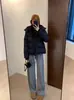 Jaqueta acolchoada estilo LULU com cinco bolsos para mulheres, modelo curto, moda 2026, com capuz, ajustada, espessa, casaco de inverno quente