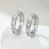 Nuevos pendientes de fila única con microincrustaciones de circonita, ultra brillantes, de lujo ligero, para mujer, moda coreana, sentido de alta gama, pendientes Joker, venta al por mayor