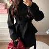 Colección de otoño transfronteriza europea y americana: abrigo corto unisex, elegante y con estilo, estilo commuter, con cuello alto y diseño de doble botonadura
