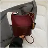Bolsa Transversal Feminina Estilo Western Suede Estampa de Leopardo 2024 Inverno Retro Casual Bolsa de Passeio Mais Fácil de Combinar Bolsa de Ombro para o Trabalho