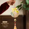 Linterna de mano luminosa tejida de bambú estilo chino, adecuada para el Festival del Medio Otoño y el Día Nacional, con etiquetas de dibujos animados, para salidas infantiles, y en estilo antiguo.