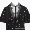 Vestido Ajustado Sexy de Encaje con Mangas Abullonadas, Cuello en V Hueco, Cintura Alta, Adelgazante, Estilo Europeo y Americano, Nuevo Otoño 2025