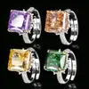 Otoño e invierno nueva joyería cobre chapado en oro diamante de alto carbono diamante cuadrado flor de hielo cobre incrustado princesa cuadrado anillo de lujo mujeres 12*12