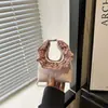 Bolso de tela nuevo, minimalista y elegante para 2026, con detalles de encaje floral, lindo y a la moda, gran capacidad, se puede llevar en la mano, cruzado o al hombro para mujer