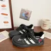 Nuevos zapatos de entrenamiento alemanes rosas de otoño, compra transfronteriza, zapatillas de estudiante de punta redonda estilo coreano, zapatos blancos de nicho y lindos