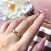 Exquisito Anillo de Corazón Versátil para Mujer, Elegante y Moderno Anillo Abierto Cepillado, Tendencia Anillo de Dedo Índice Nicho Estilo Ins