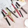 Relojes de Cuarzo de Precio Ultra Bajo, Inventario de Comercio Exterior, Pedido Mínimo de 100 Piezas, Estilos y Colores Mixtos, Venta al por Mayor Aleatoria, Más Vendidos