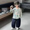 Camiseta de manga longa para meninos primavera e outono, camiseta básica infantil, top casual para bebê, novo moletom 2026, streetwear moderno 3