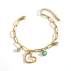 Pulsera de Acero de Titanio Transfronteriza con Galvanoplastia al Vacío de Estrella y Luna Corazón de Amor Incrustado con Diamantes Chapada en Oro de 18K Elegante Pulsera de Corazón de Melocotón para Mujer