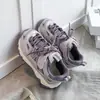 Tenis plateados para niña, nuevo modelo otoño 2026, muy populares, de malla transpirable para niños, casuales tipo papá para niños mayores
