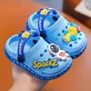 Zapatos con Agujeros de EVA para Niños Verano Niñas Antideslizantes de Interior Dibujos Animados Niños Medianos y Grandes Bebé Pantuflas Sandalias de Playa