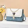 2026 Nuevo Bolso Cruzado de Hombro Acolchado Color Block Estilo Coreano Bolso Cuadrado Pequeño Lindo Bolso Versátil para Viajes Diarios de Mujer Fuente de Suministro