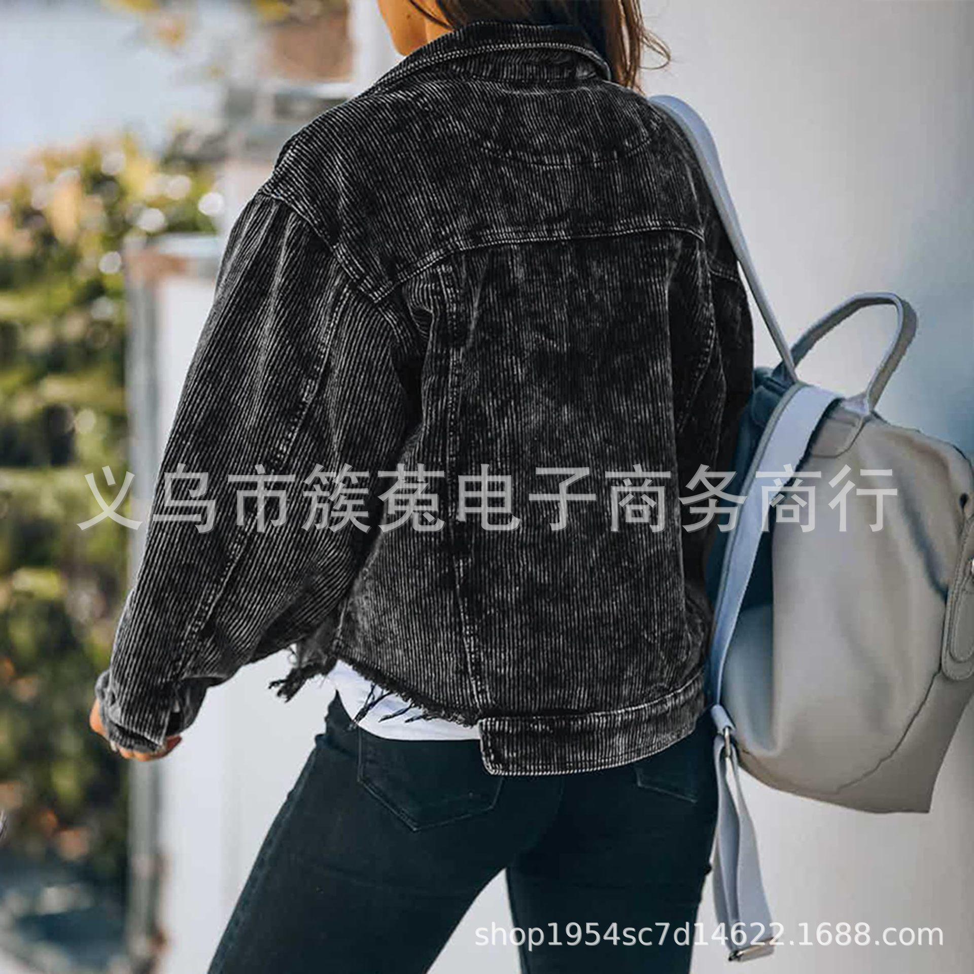 Black-04.jpg