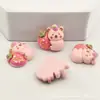Capuchón de Tarta de Cono de Fresa de Dibujos Animados Brillante Capibara Accesorios de Resina DIY Tocado Pasador Imán para Nevera Material