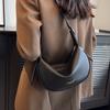 Bolsa de Grande Capacidade para Mulheres Verão 2024 Nova Textura de Alta Qualidade Nicho Bolsa Transversal de Ombro Único Estilo Popular Quente Bolsa Dumpling