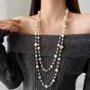 Collar de Perlas de Lujo Ligero de Múltiples Capas con un Toque de Alta Gama, Cadena Versátil y Sencilla para Suéter, Diseño Apilable, Accesorios de Moda para Ropa al por Mayor