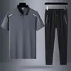 Roupa de Verão para Pai Homens de Meia-idade e Idosos Esportiva Casual Verão Seda de Gelo Camisa Polo de Manga Curta Roupa Terno de Três Peças para Homens