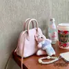 Bolsa con Carcasa de Piel de Oveja 2026 Nueva de Nicho de Gama Alta para Bolos Bolso de Mano de Cuero Genuino Mini Bolso Cruzado de Hombro para Mujer
