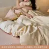 Juego de ropa de cama de jacquard de lujo, de cuatro piezas, algodón puro, nueva colección otoño/invierno 2026, funda nórdica y sábana de tela cepillada, que exuda una sensación de alta gama