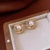 Pendientes de Reloj de Bolsillo Asimétricos con Incrustaciones de Perla de Aguja Plateada y Diamante Pendientes de Botón Exquisitos Retro Franceses con Sentido de Diseño Pendientes de Nicho Venta al por Mayor