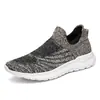 Zapatos de verano tejidos voladores para pareja, talla grande, de cuatro estaciones, informales de moda, de malla, deportivos para correr, zapatos perezosos de moda