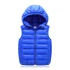 Chaleco de plumón y algodón para niños de otoño e invierno transfronterizo estilo coreano color liso con capucha para niños y niñas, niños medianos y grandes