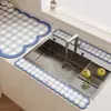 Tapete Drenante de Terra de Diatomáceas Tapete para Bancada de Cozinha Absorvente de Água Secagem Rápida Antiderrapante Resistente ao Desgaste Lavável Tira de Barreira de Água Atacado Artigos para Casa