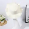 Bolso cubo tejido a mano, bolso cruzado de paja para la playa, conjunto de sombrero de paja de verano para niños con flecos ondulados