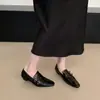 Primer Encuentro Temporada 2026 Otoño/Invierno Nueva Colección: Mocasines Retro de Tacón Grueso para Mujer, Versátiles y Adelgazantes, Zapatos de Piel Estilo Británico