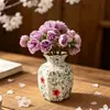 Jarrón de cerámica vintage estilo chino con patrón rojo al por mayor, decoración de entrada de sala de estar, adorno de arreglo floral de alta gama para escritorio
