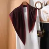 Bufanda Triángulo Perezosa Estilo Francés con Textura Delicada, Adecuada para Uso Diario y Decoración, Bufanda Pequeña para el Cuello de Mujer para Combinar con Camisas, Nuevo Estilo de Moda