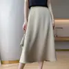 26 nueva falda de satén de verano estilo A adelgazante, falda de longitud media que se ajusta a la cadera, falda de satén tipo paraguas, color liso estilo coreano ropa para mujer