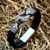 Guerrero de acero Joyería europea y americana al por mayor Pulsera retro de acero de titanio tallado para hombre Pulsera de cuero con tótem vikingo nórdico