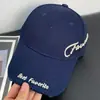 Gorra de Béisbol Bordada con Letra Lateral Estilo Retro Americano para Mujer, Versión Coreana con Visera Dura de Ala Ancha, Gorra de Béisbol Versátil de Moda para Hombre
