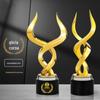 Troféu Touro Design Metálico Feito Sob Medida Troféu de Reunião Anual Modelo Criativo de Gravação em Formato de Boi Personalização de Alto Padrão