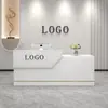 Mostrador de caja, mostrador de bar, mostrador de tienda, pequeña tienda de ropa, salón de belleza, salón de peluquería, mesa de mostrador, recepción de empresa, diseño simple