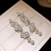 Brincos de Agulha Prata com Pérolas Cravejadas de Diamantes e Franjas, Brincos Versáteis Simples e Modernos, Luxo Leve com Sensação de Alta Qualidade, Design Único