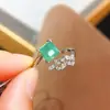 Anillo Clásico de Plata de Ley S925 con Esmeralda Natural para Mujer Pulsera Anillo Ajustable Popular de Nicho Europeo y Americano de Gama Alta