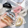 Pinza para el Cabello de Media Luna Hueca Estilo Coreano para Mujer, Pinza de Tiburón Degradado con Letra Dorada de Acetato Imitación, Pasador de Moda Retro
