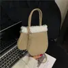 Moda Internacional Outono e Inverno 2025 Novas Bolsas Femininas Bolsa de Pelúcia com Luva Versátil Bolsa de Ombro Tendência Bolsa Transversal