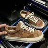 Tenis de gamuza con estampado de estrellas, zapatos casuales de cordones para mujer, tenis de corte bajo versátiles y cómodos, tenis casuales de moda, estilo retro