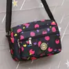 Bolsa Feminina Popular Mais Vendida, Bolsa de Tecido Floral, Bolsa Transversal de Grande Capacidade, Bolsa com Zíper Multicamadas à Prova d'Água para Mães de Meia-Idade e Idosas, Bolsa de Feira de Rua