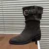Botines estilo vaquero occidental para mujer, con acabado de gamuza, tacón grueso, altura hasta la mitad de la pantorrilla, diseño de hebilla de cinturón retro y efecto adelgazante, en una hermosa paleta de colores