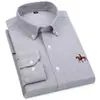 Camisa Casual de Algodón para Primavera y Otoño para Hombre de Manga Larga Oxford Hilado Camisa con Logo Bordado Comercio Transfronterizo Venta al por Mayor para Hombre